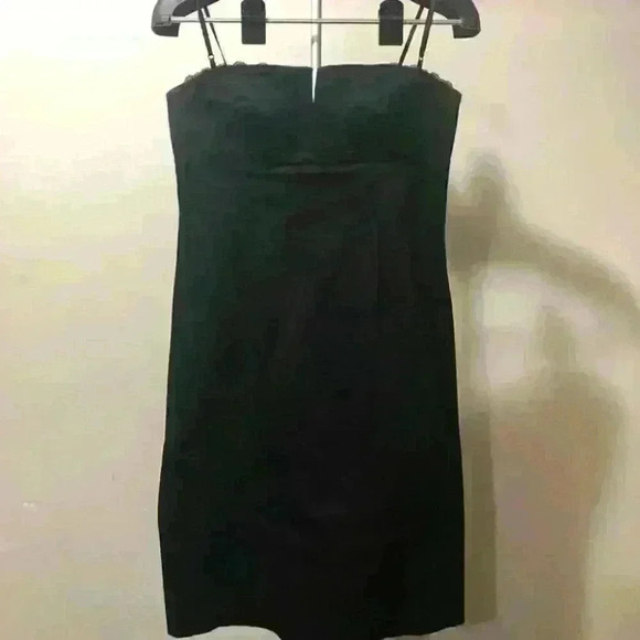 Laundry by  Shelli Segal - Picture 1 of 7